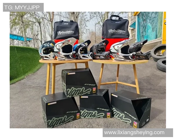 街舞装备选购：头盔推荐_1